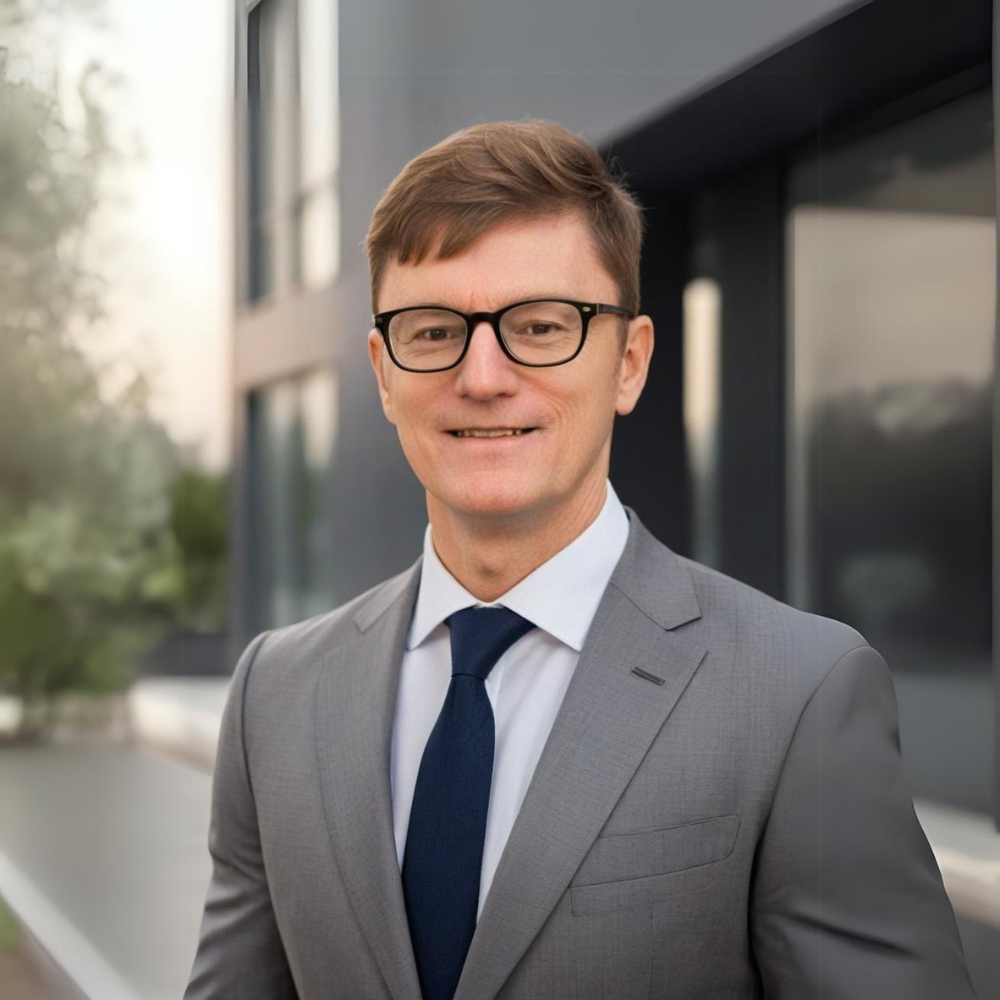 Professor Dr Geoffrey Williams https://doctor.edu.vn/wp-content/uploads/2024/10/Professor-Dr-Geoffrey-Williams.png